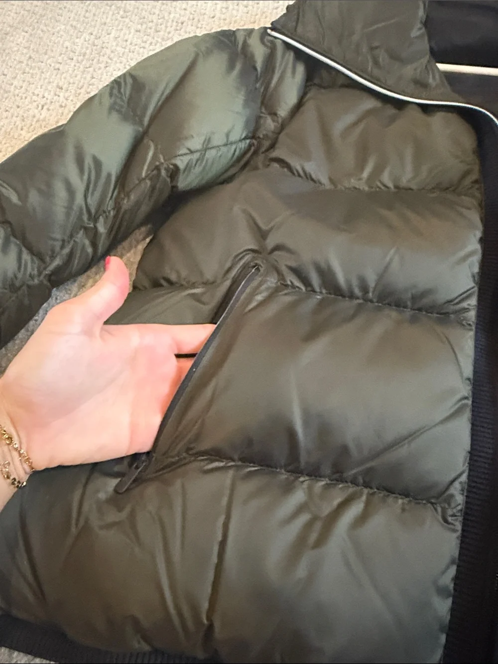 lululemon athletica Women's Quilted Puffer Jacket in Dark Olive